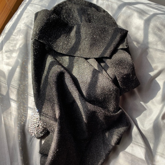 Black Rhinestone Scream Mask - Picture 3 of 3